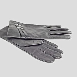 Black Buckle  Soft leather Small winter dress gloves